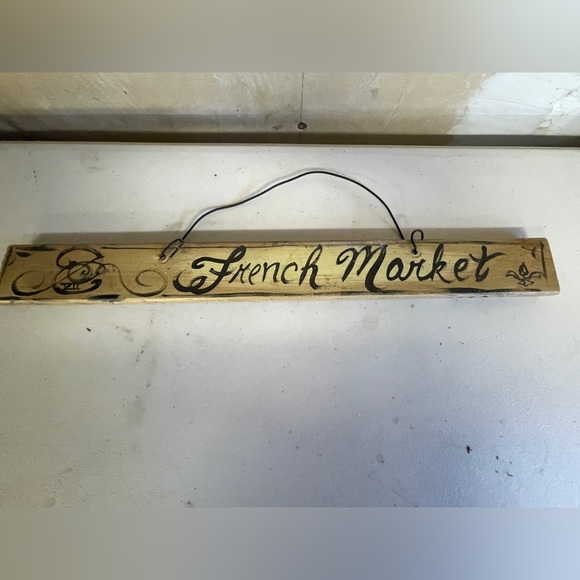 Decorations and Signs — Eiffel Tower Paris Themed Decor Bundle - Picture 7 of 14